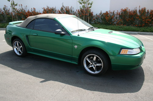 Image 5 of 1999 Mustang Coupe Green